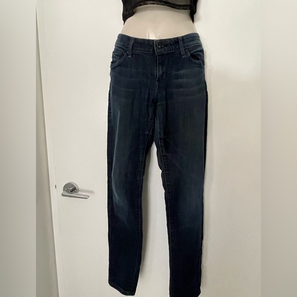 Vintage Dark indigo Levis mid rise curve skinny jeans - Picture 2 of 5